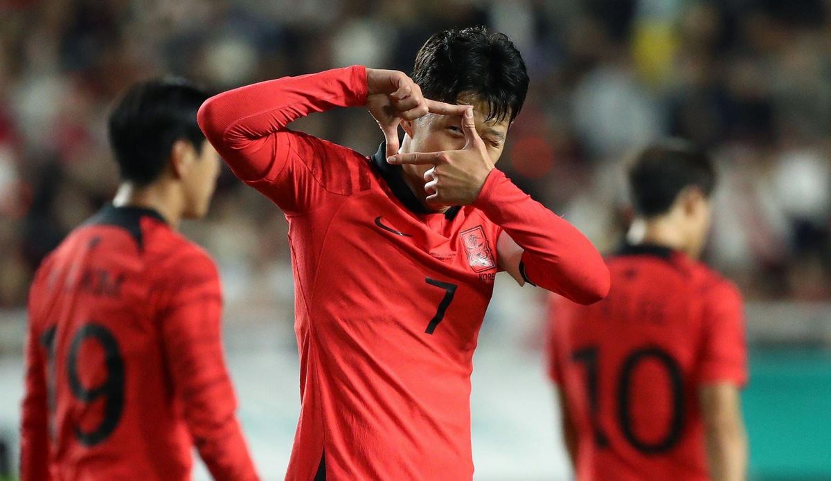 Chân sút Hàn Quốc có lượng fan khủng